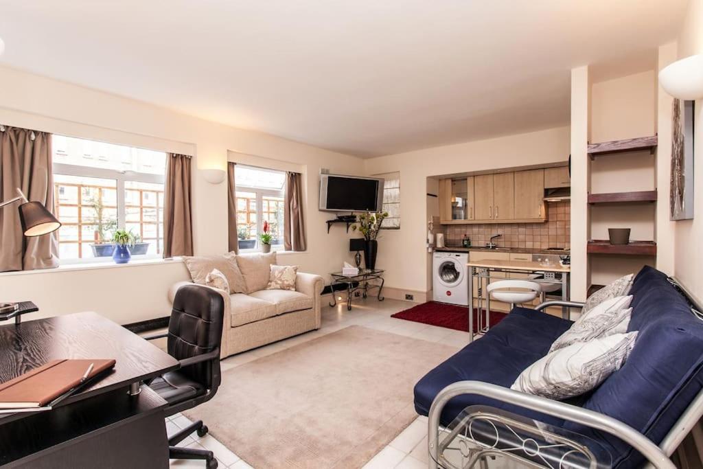 Awesome Apartment In The Heart Of Camden Town Londres Exterior foto
