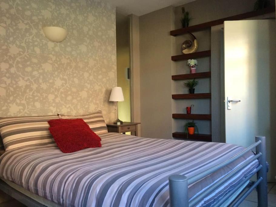 Awesome Apartment In The Heart Of Camden Town Londres Exterior foto